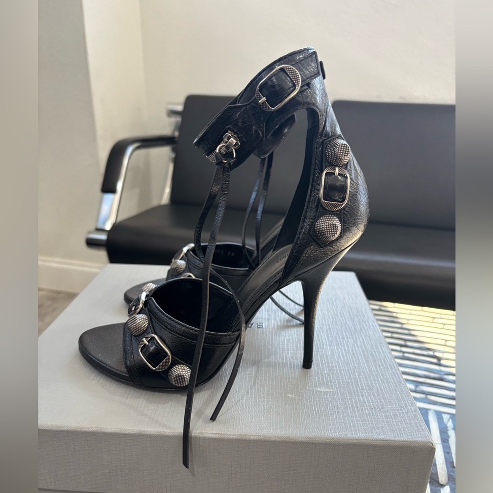 Authentic NIB Balenciaga Black Cagole Leather Women's Heels-Retails $1450 - Picture 9 of 9
